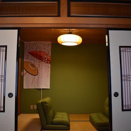 Cheaper For 6Th & 7Th Guest 市街地中心部 一棟貸しの宿 Guest House Don'S Home Takayama  Dış mekan fotoğraf