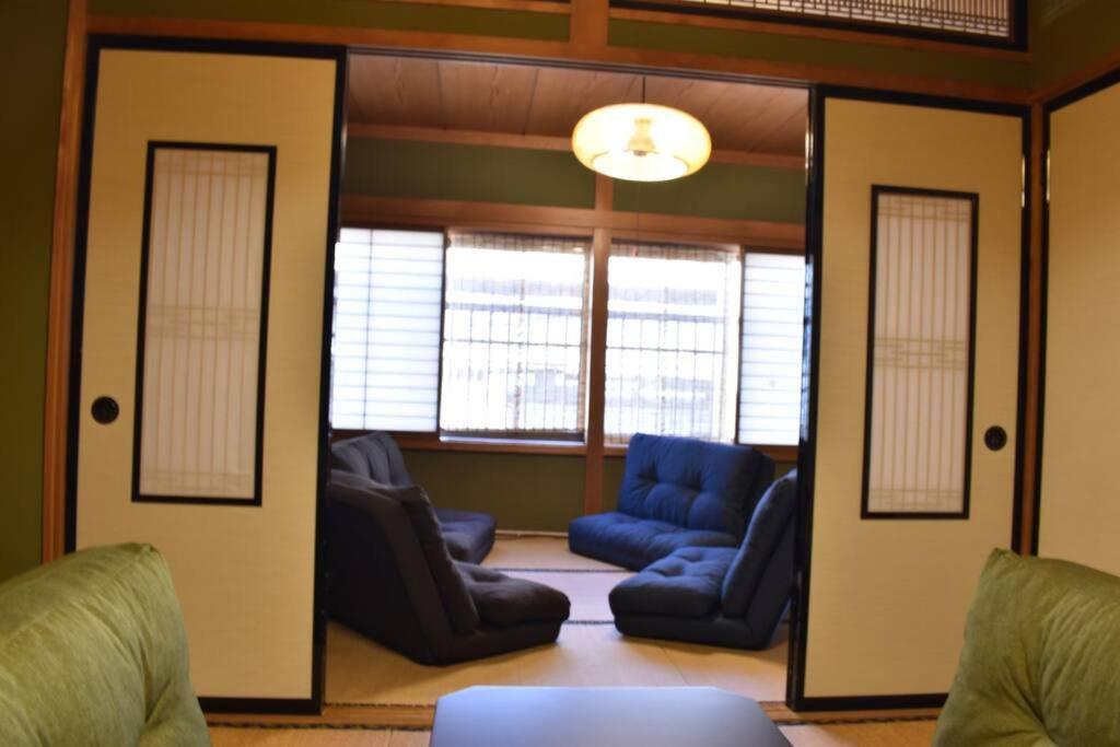 Cheaper For 6Th & 7Th Guest 市街地中心部 一棟貸しの宿 Guest House Don'S Home Takayama  Dış mekan fotoğraf